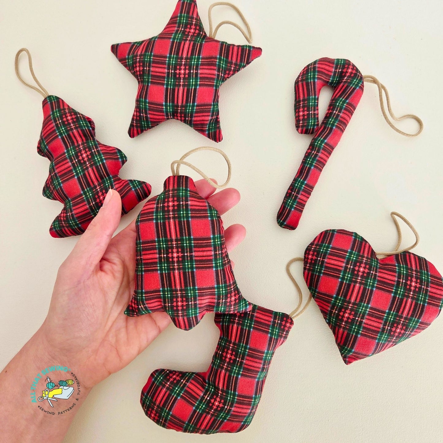 Set of 7 Christmas Ornaments